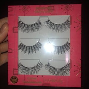 Wandavision eyelashes set of 3 pairs